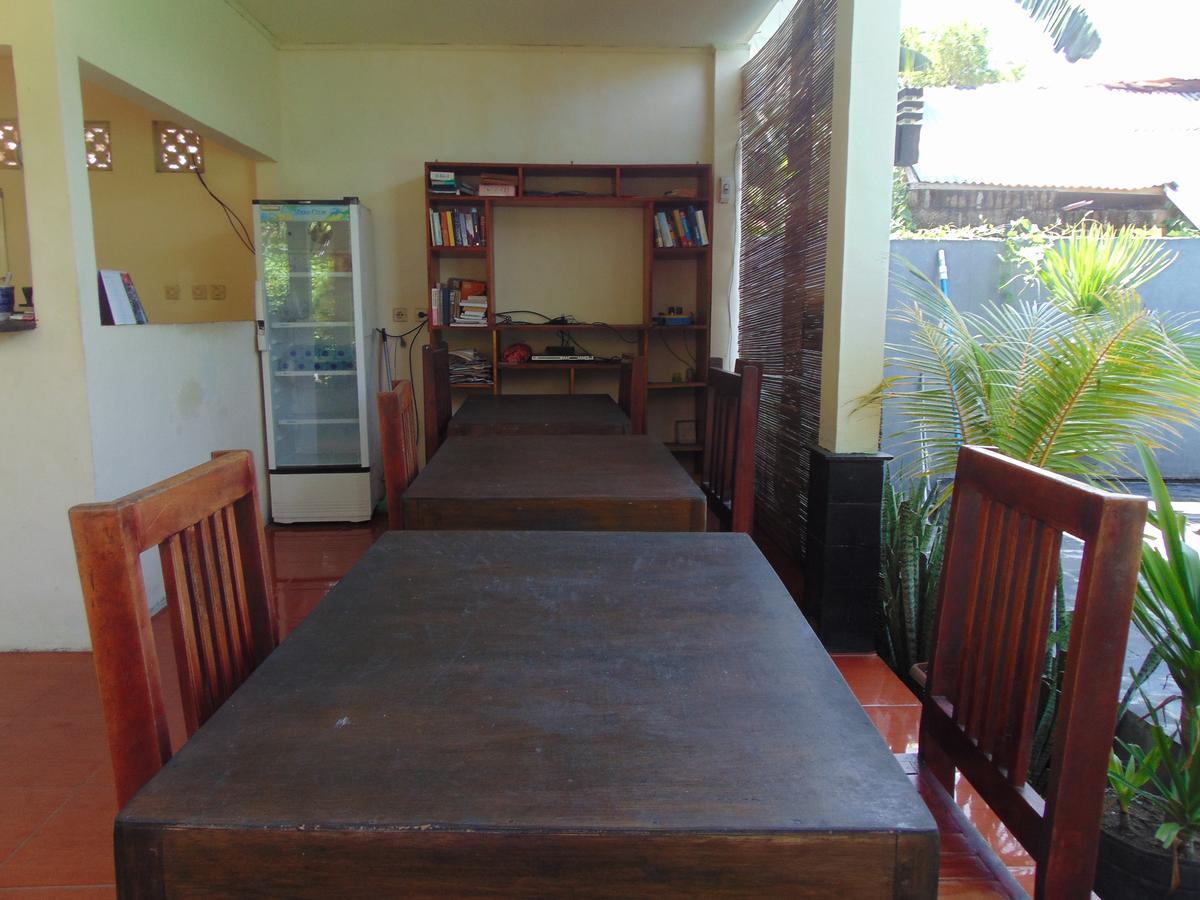 Sister Bungalow Hotel Gili Air Exterior photo